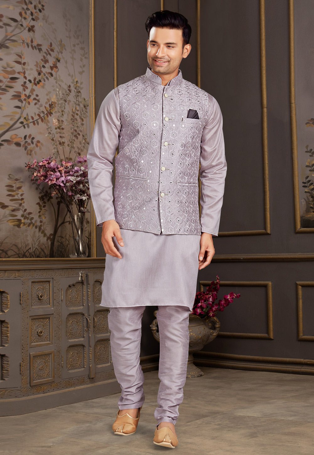 Step into Elegance: Your Ultimate Guide to Indian Ethnic Wear at House of Kurtas