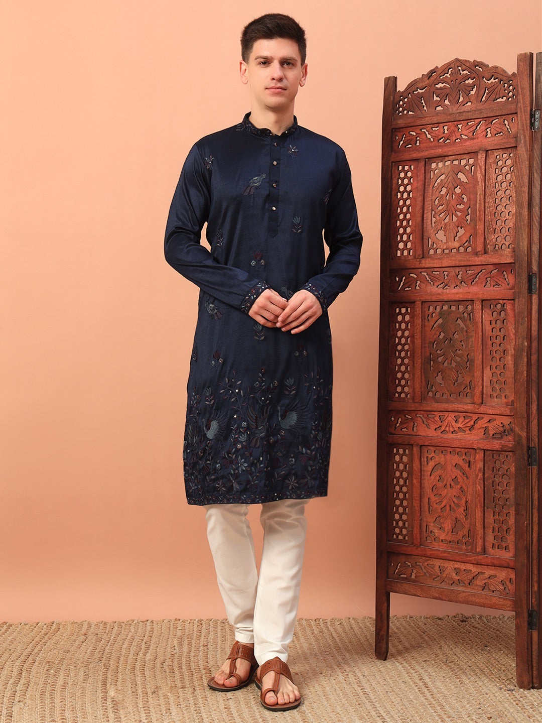 Men Kurta set with embroidery
