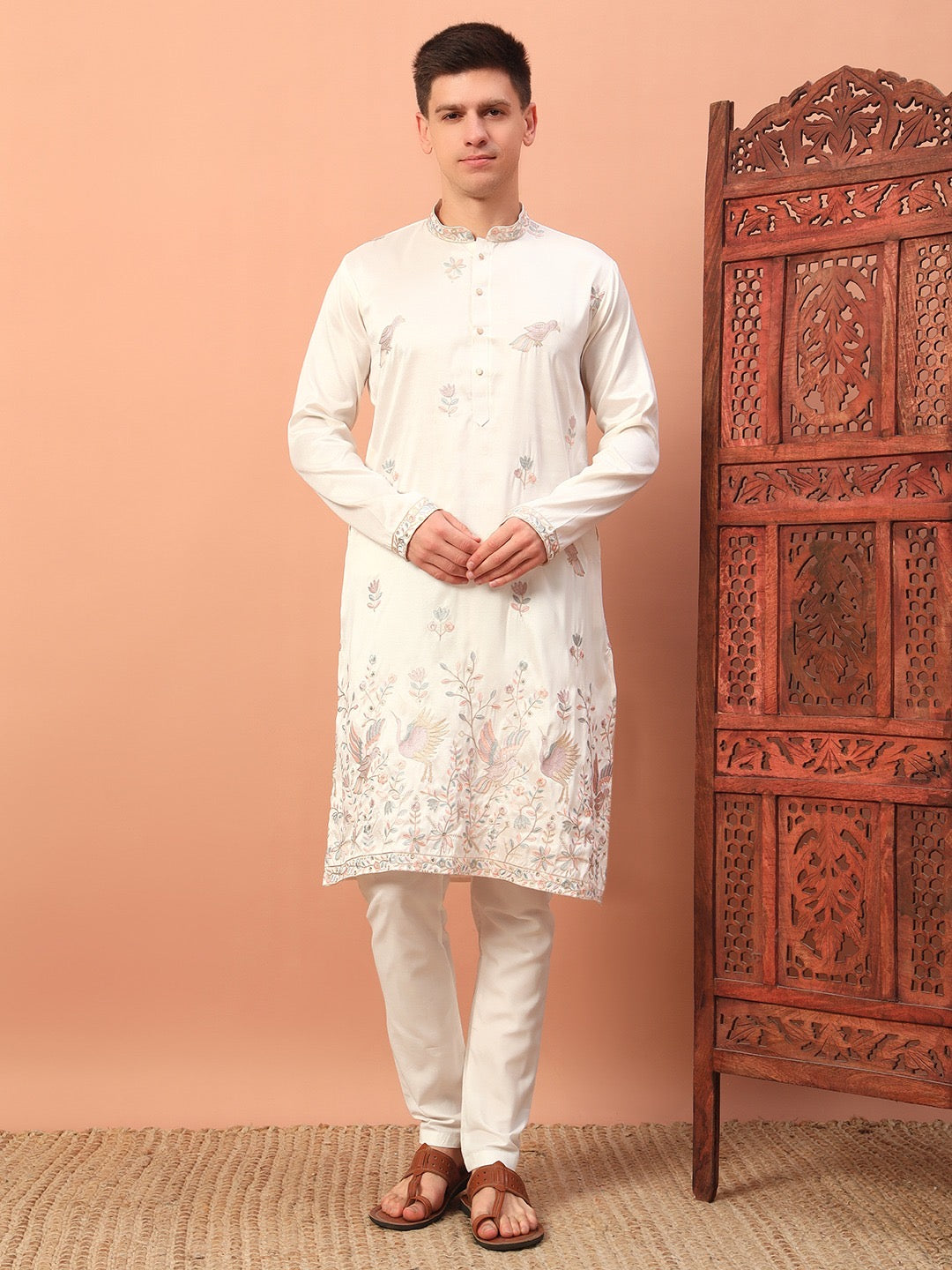 Men Kurta set with embroidery