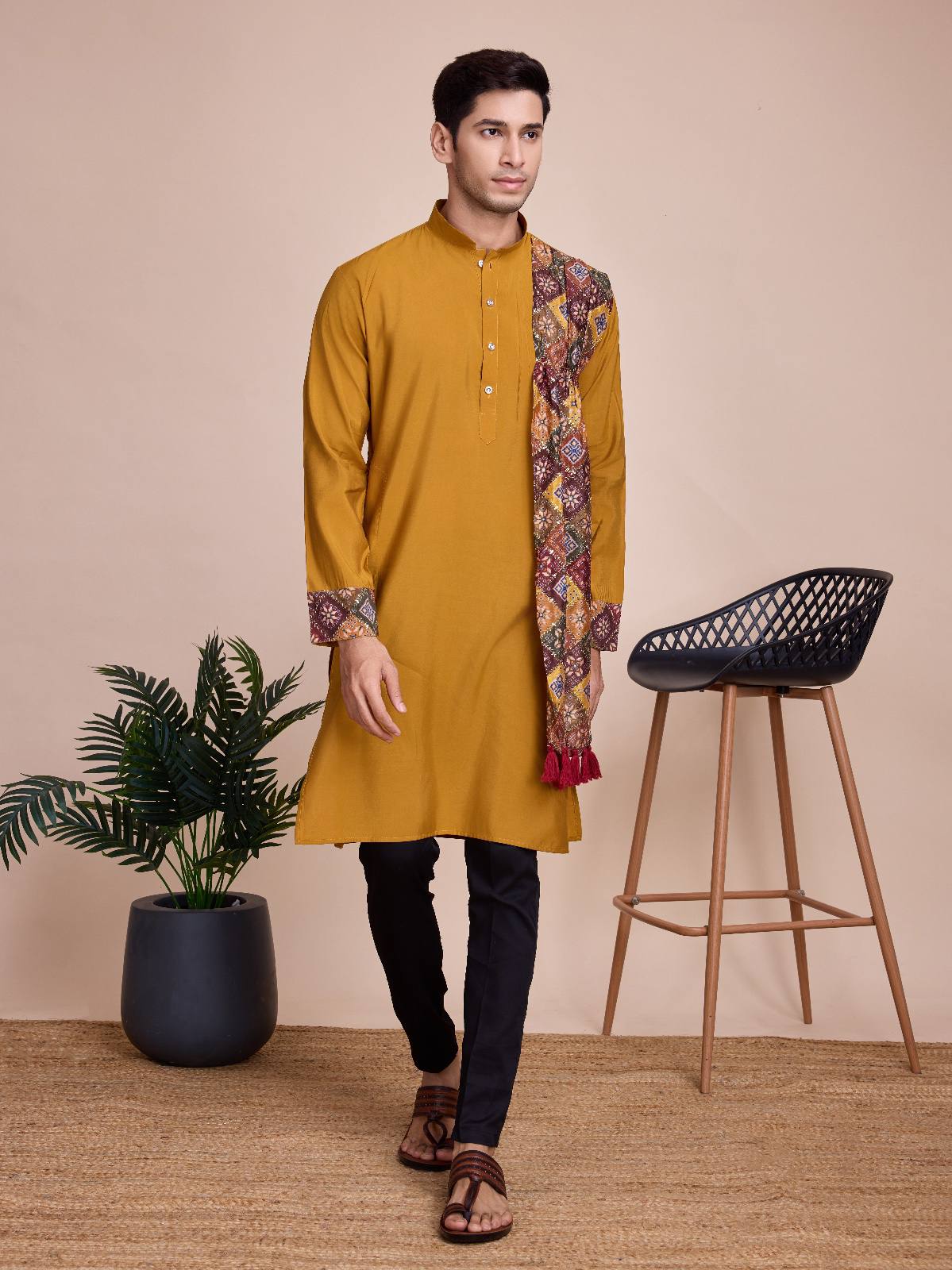 Men's Solid Kurta Set with Shawl