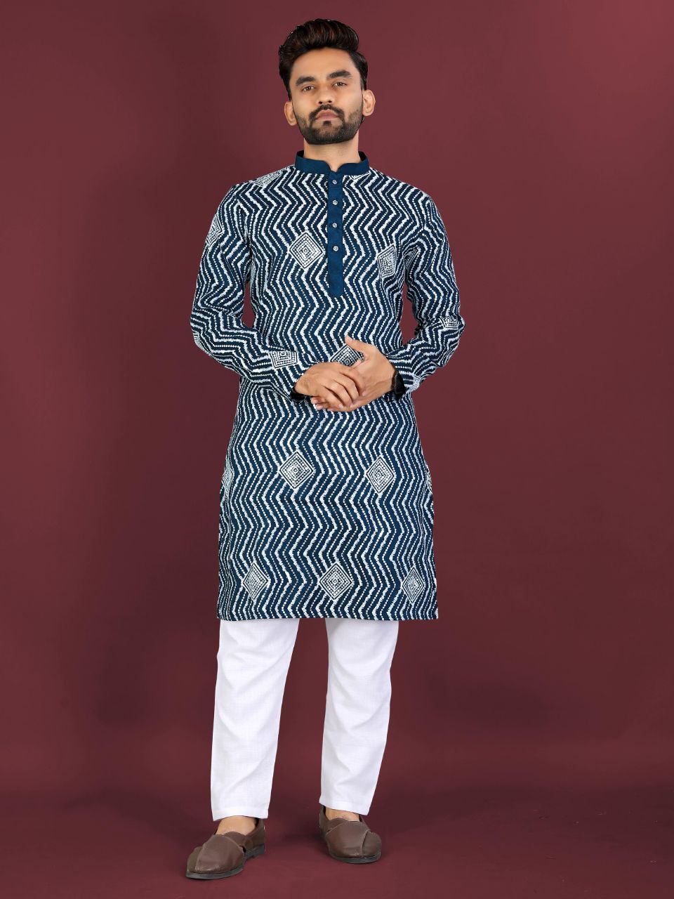 Chikankari Embroidered Kurta Set with Cross Pattern & Sequins