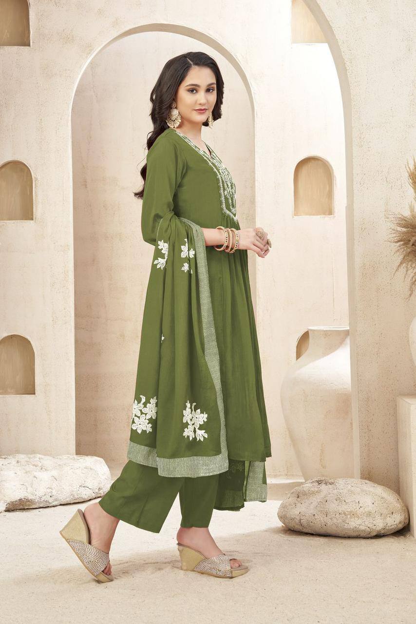 Chinon Embroidered Kurti Set with Dupatta