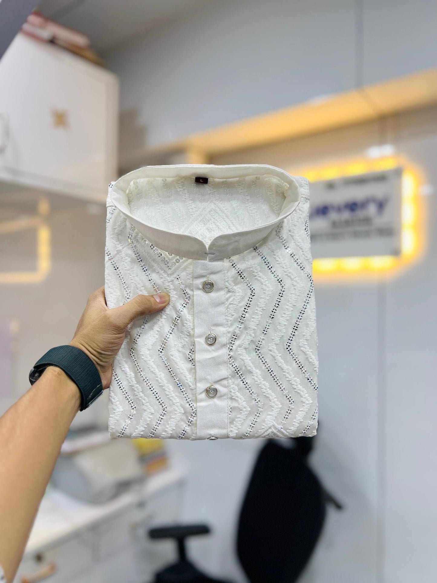 Chikankari Embroidered Kurta Set with Cross Pattern & Sequins