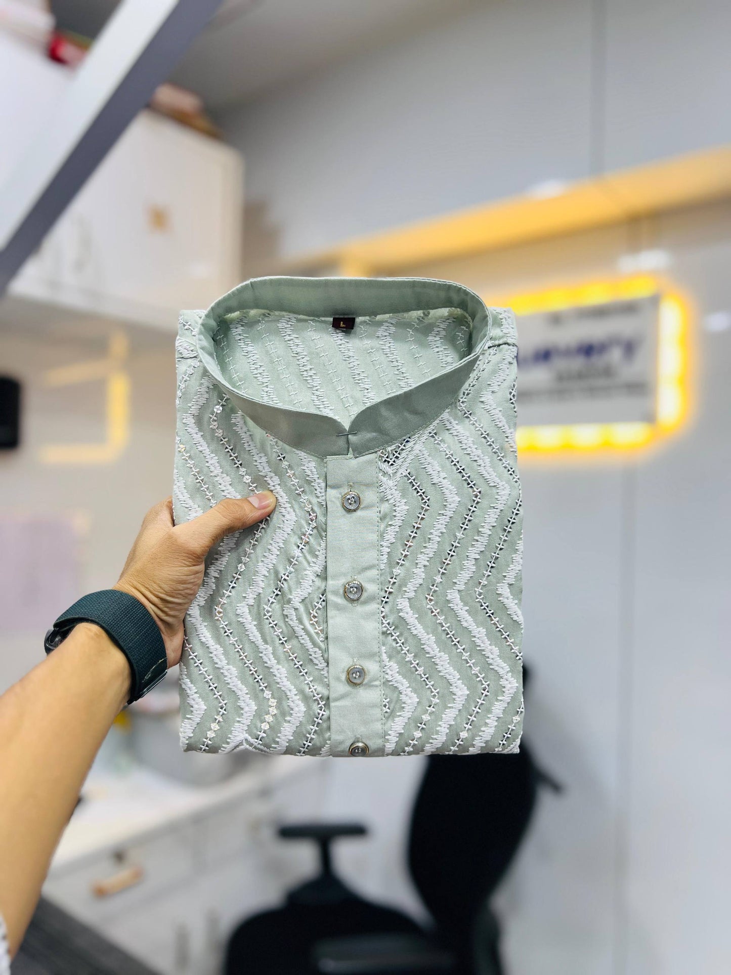 Chikankari Embroidered Kurta Set with Cross Pattern & Sequins