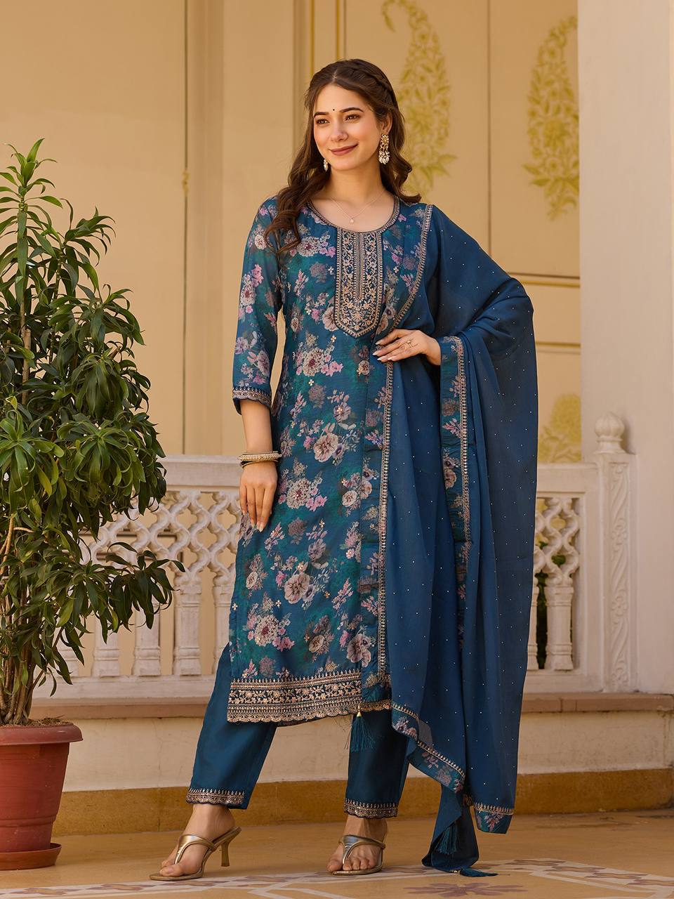 Floral Embroidered Chinon Suit Set with Sequins