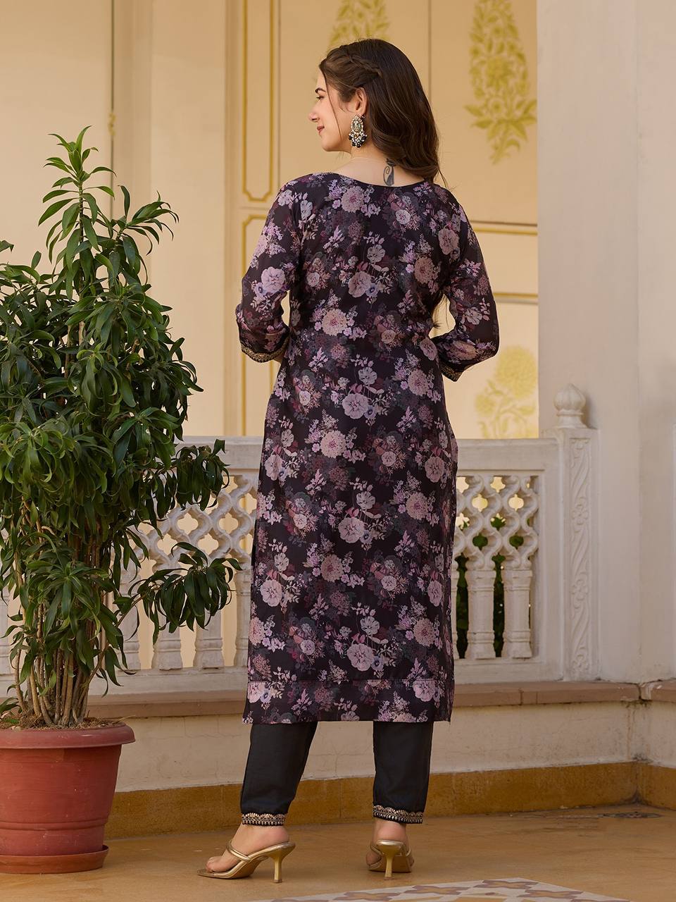 Floral Embroidered Chinon Suit Set with Sequins