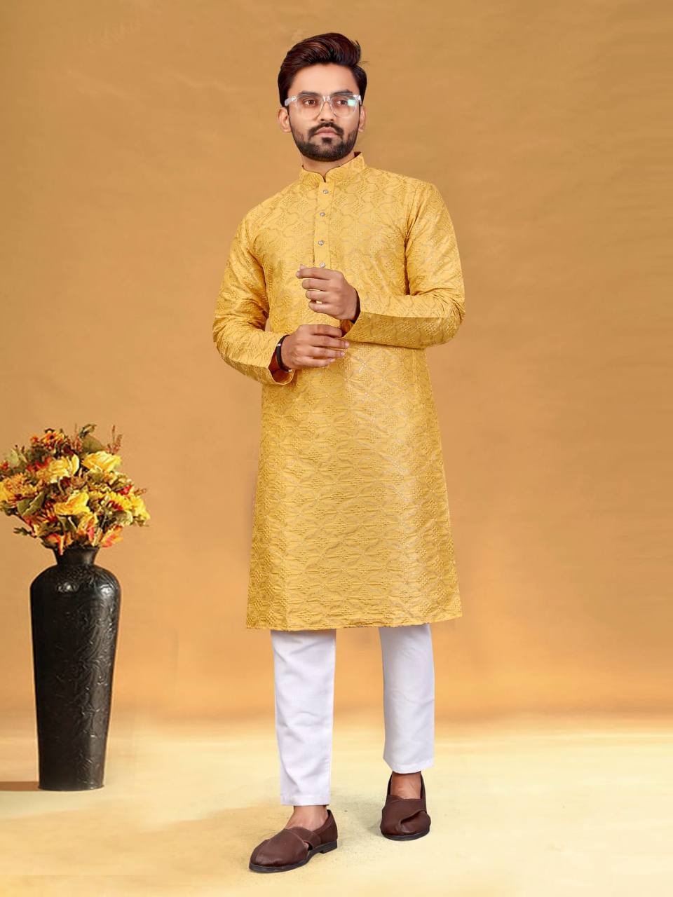 Akshay Embroidered Kurta with Pants Set