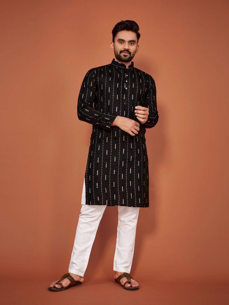 House of Kurtas Men's Kurta Black
