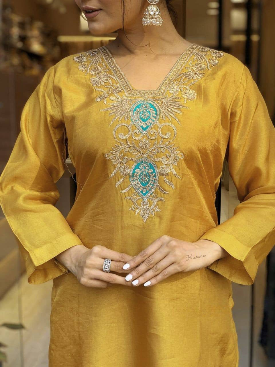 Mahi Viscose Kurti with Dupatta& Pants