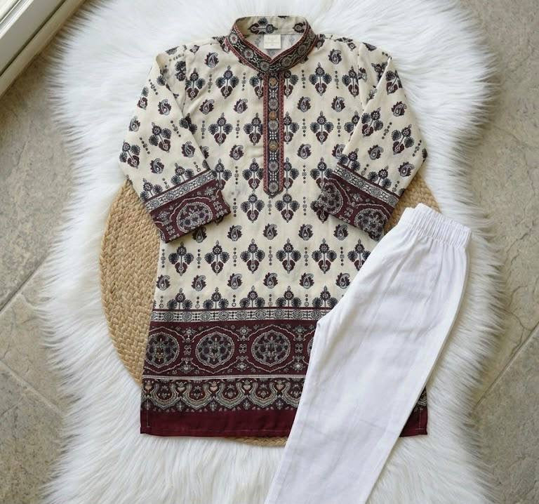 Boys’ Paisley Border Printed Kurta & Pants Set
