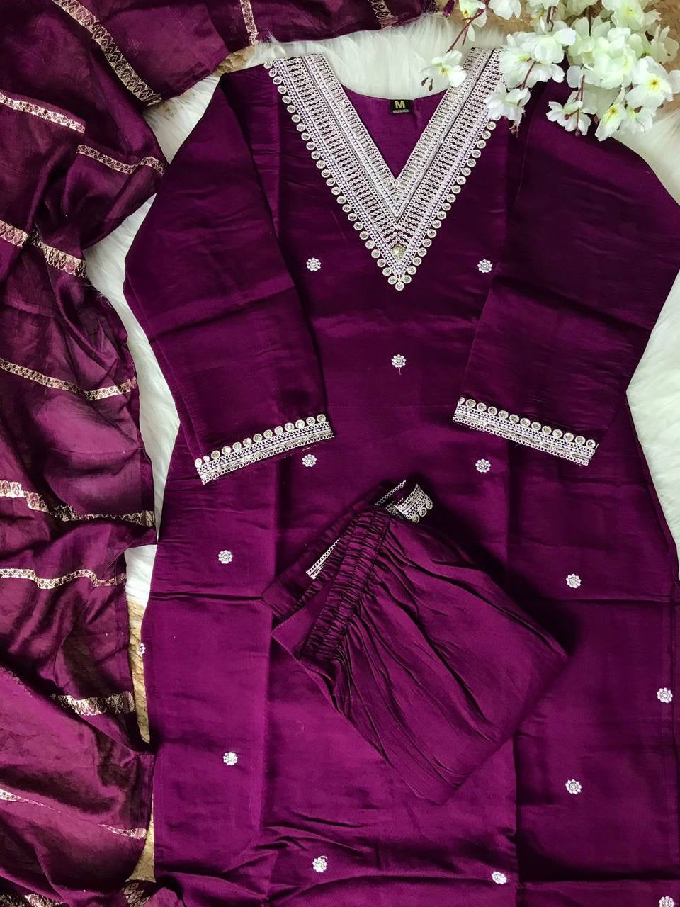 Kurti set with Dupatta & Pants