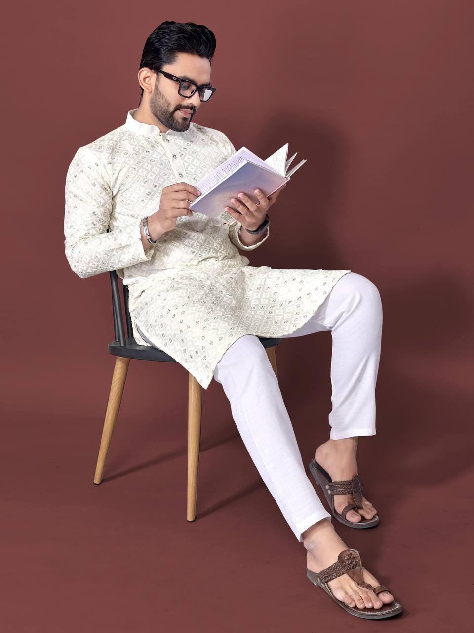 Men Thread Work Kurta for all Season