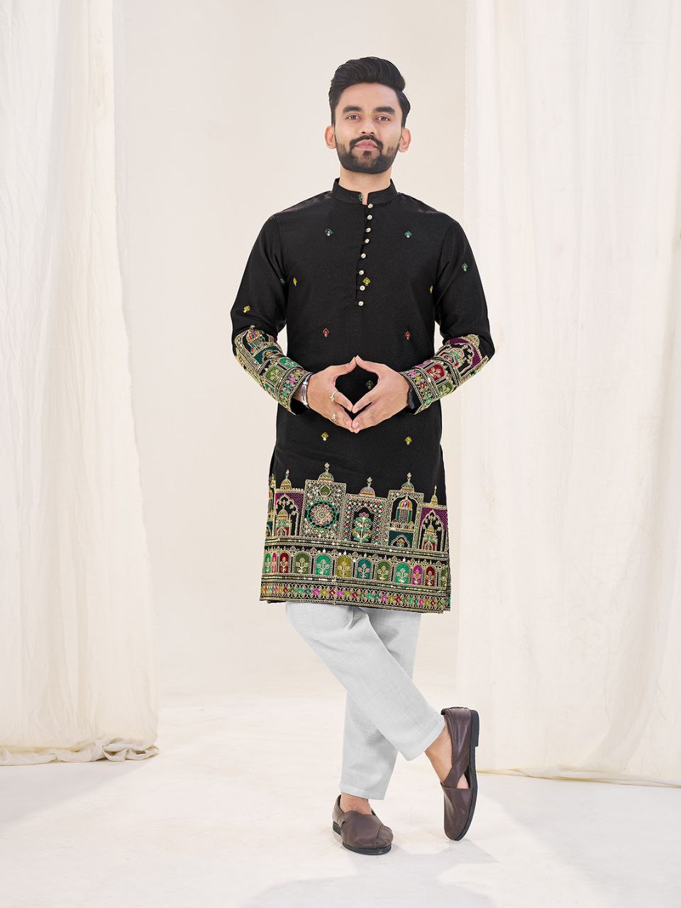 Men’s Heavy Georgette Silk Embroidered Kurta