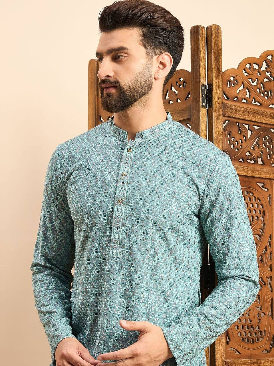 Embroidered Mandarin Collar Straight Kurta