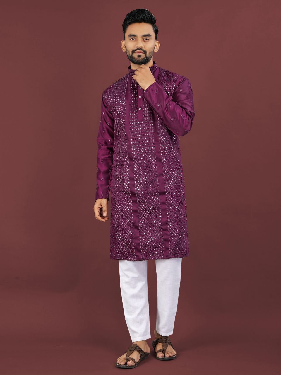 Men’s Embroidered Kurta Pajama Set