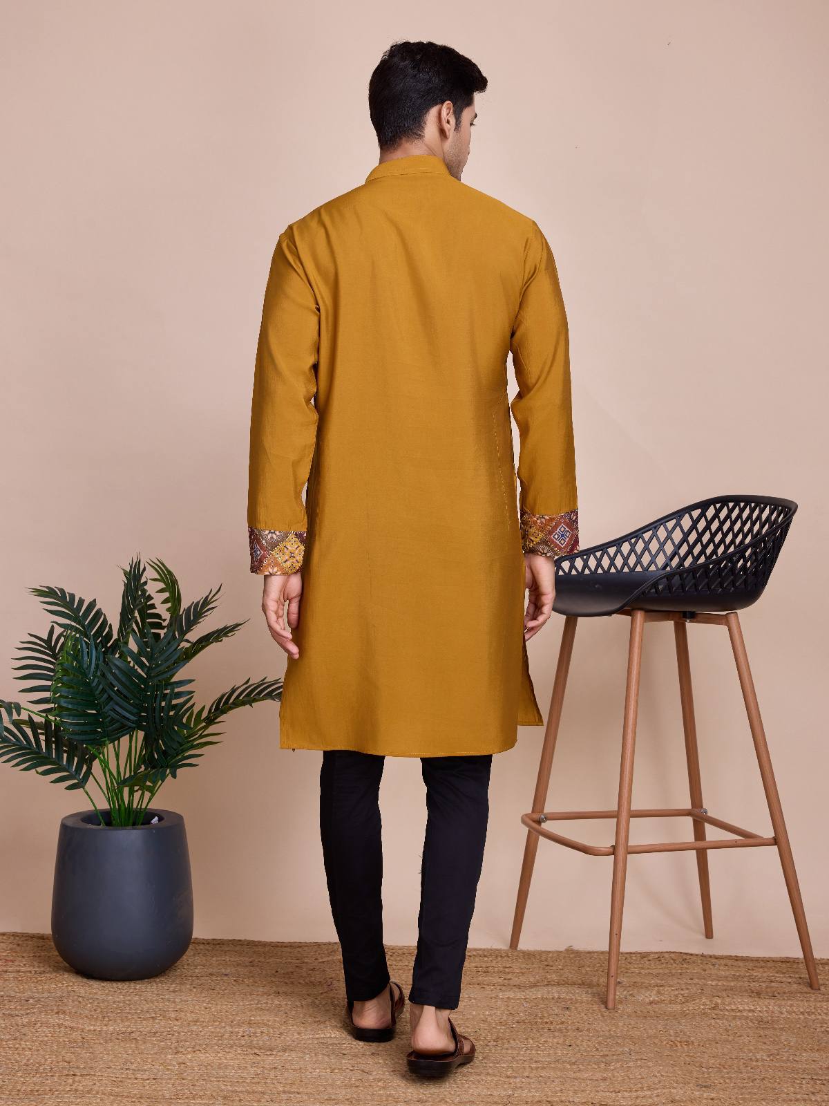 Men's Solid Kurta Set with Shawl