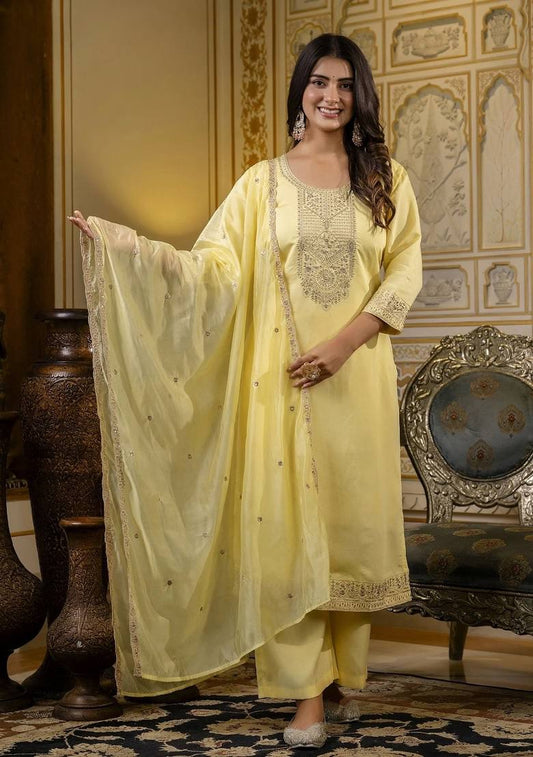 Elegant Embroidered Kurti Set with Net Butterfly Dupatta