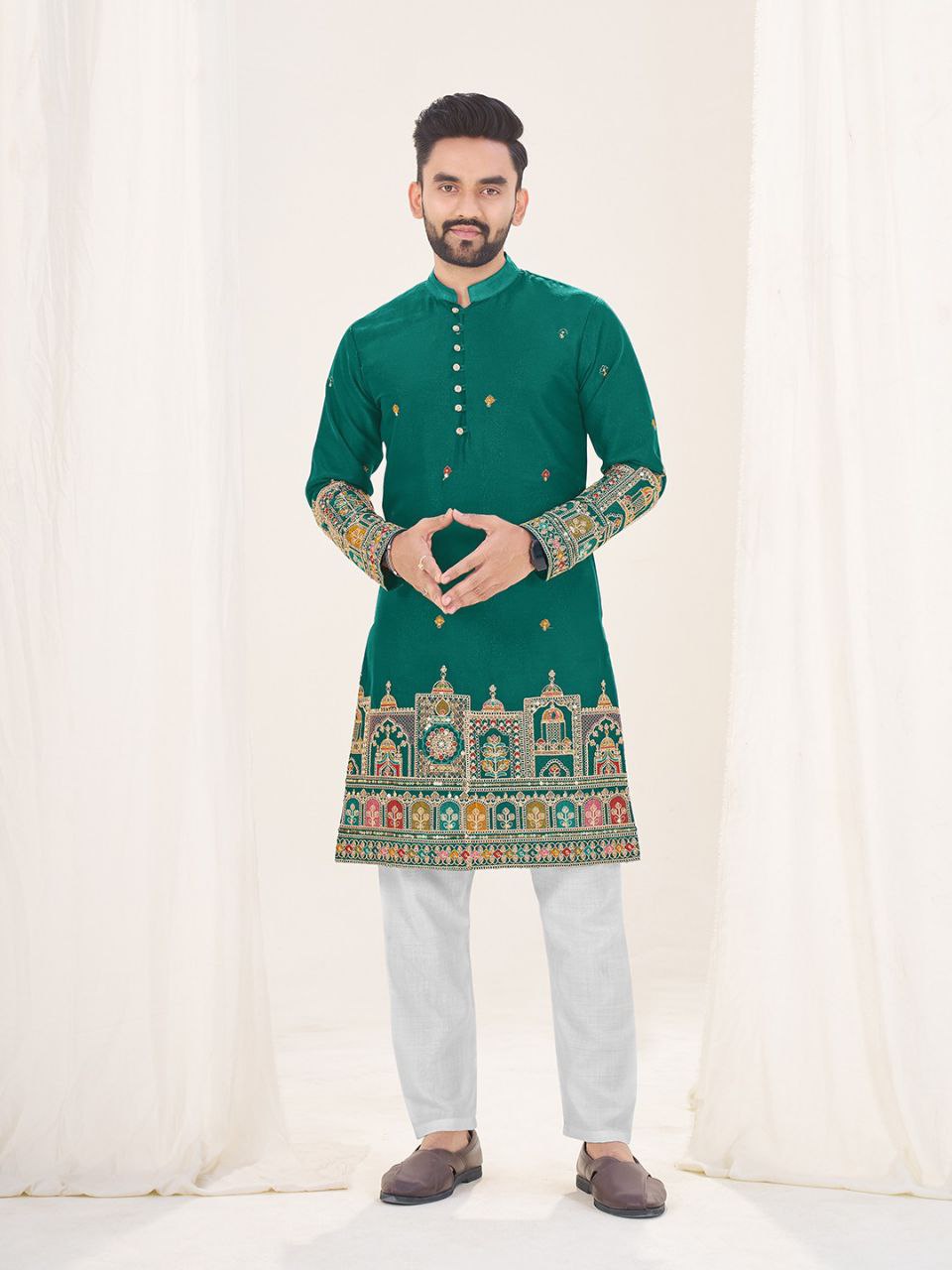 Men’s Heavy Georgette Silk Embroidered Kurta