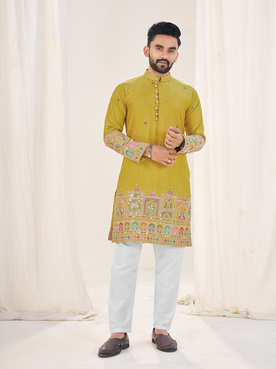 Men’s Heavy Georgette Silk Embroidered Kurta