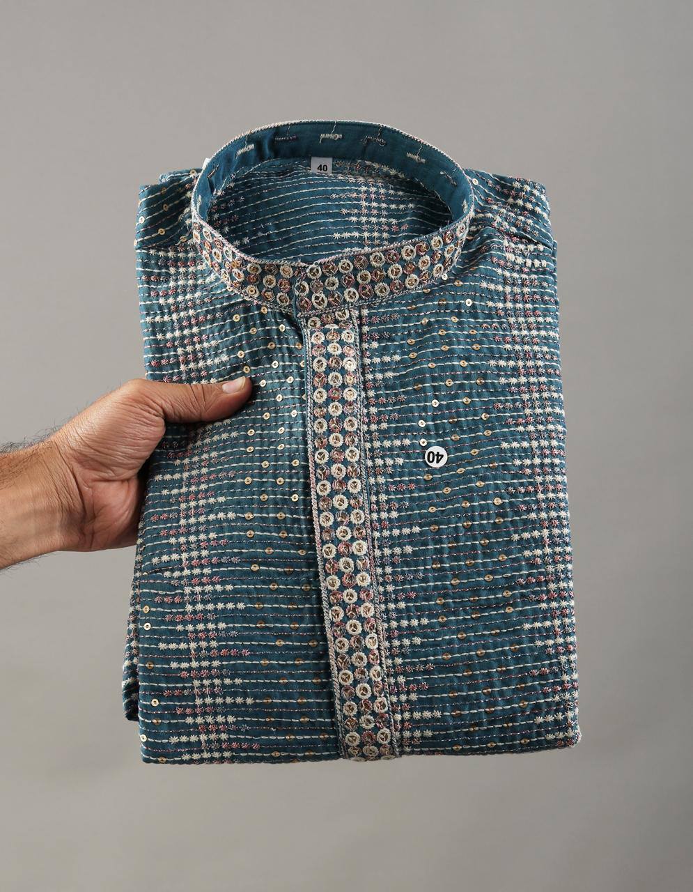 Men’s Embroidered Kurta Set