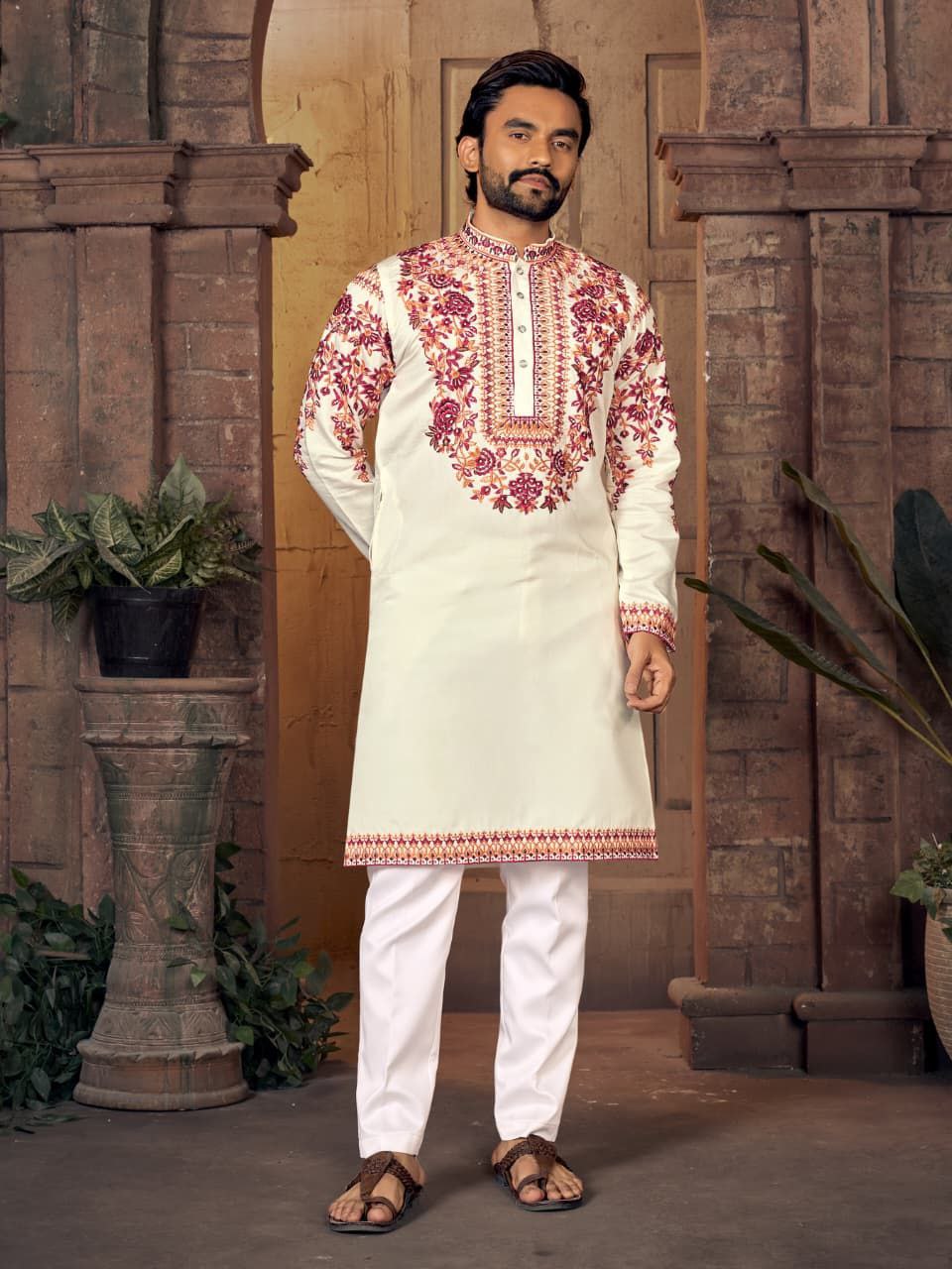 Virasat Men Off-White Kurta set with Floral Embroidery