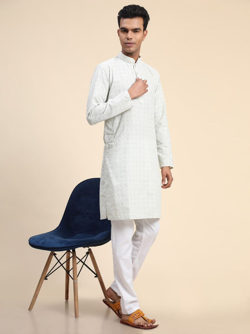 Chikankari embroidery kurta with pyjamas